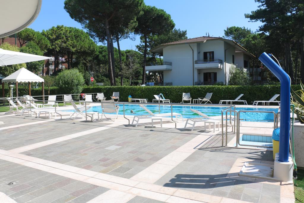 Hotel Smeraldo Lignano Sabbiadoro Extérieur photo