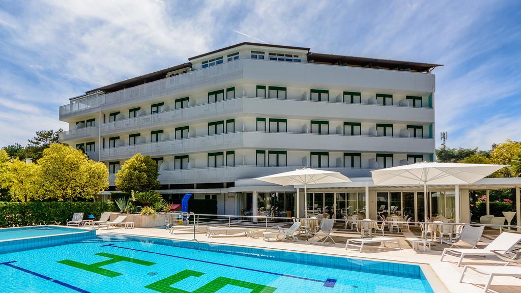 Hotel Smeraldo Lignano Sabbiadoro Extérieur photo