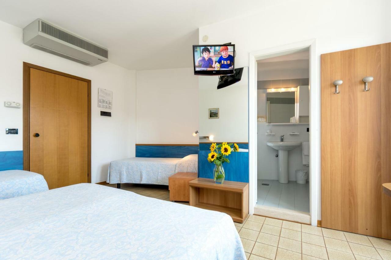 Hotel Smeraldo Lignano Sabbiadoro Extérieur photo