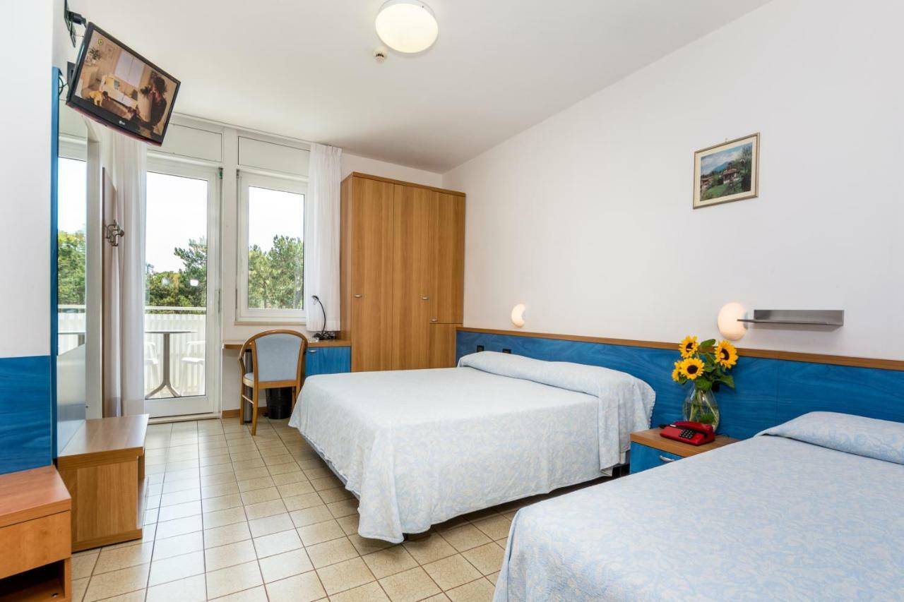 Hotel Smeraldo Lignano Sabbiadoro Extérieur photo